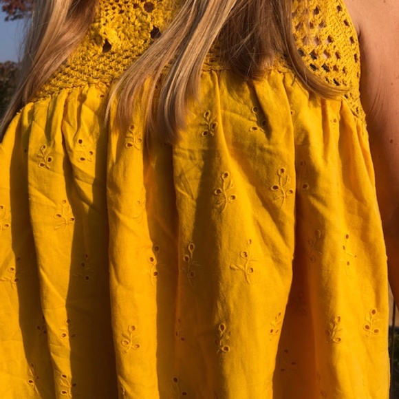 sunflower crochet tank from Sundance. - Picture 5 of 8